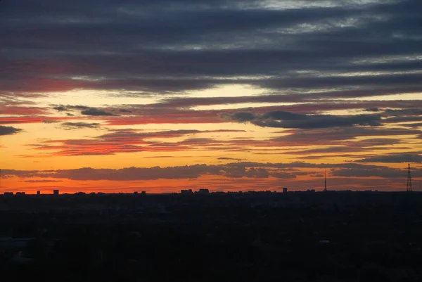 Горизонт Заході Сонця Абстрактний Міський Пейзажний Фон Червоне Небо Хмарами — стокове фото