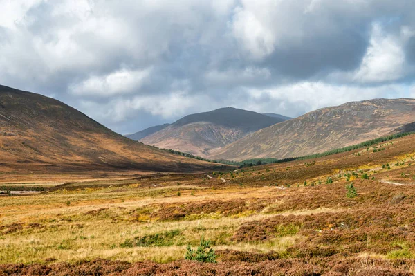 Une Vallée Isolée Dans Les Montagnes Cairngorms Dans Nord Écosse — Photo