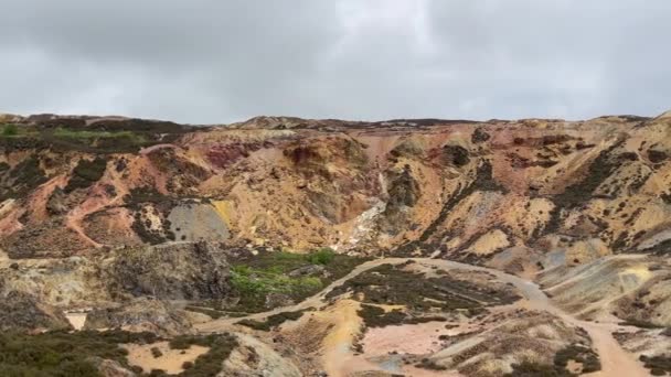 Vídeo Panorâmico Tirado Abandonada Mina Cobre Parys Mountain Ilha Anglesey — Vídeo de Stock