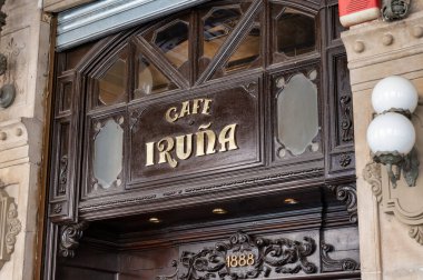 Pamplona, İspanya - 19 Mayıs 2024: Pamplona 'daki Cafe Iruna' nın önü