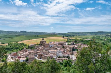 Kuzey İspanya 'daki Torres del Ro' nun küçük köyü..