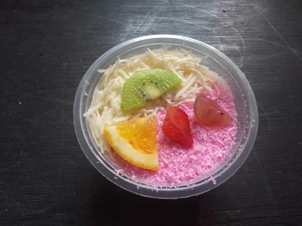 Salad Buah Yang Mengandung Anggur Melon Mangga Dan Jeruk Cocok — Stok Foto