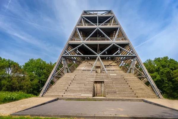 stock image 29 May, 2023, Halsteren, Netherlands Watchtower near the Moses bridge, a sunken pedestrian bridge in a moat, in Fort De Roovere