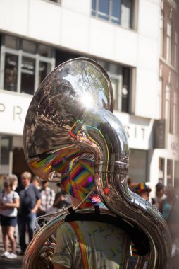 03 Haziran 2023 Utrecht, Hollanda, Drag queens, LBTQIA + şiddetini protesto eden Utrecht Gurur bot geçit törenini yönetti (Çoklu değerler)