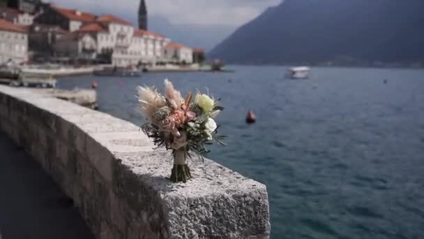 Bouquet Flowers Stands Stone Fence Embankment Town Dobrota Montenegro High — Stockvideo