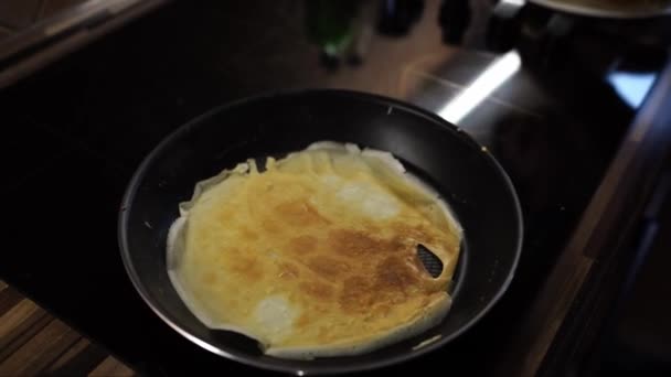 Pancake Crispy Crust Fried Pan High Quality Footage — Wideo stockowe