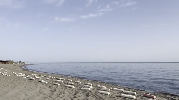 Boom Seca Una Playa Arena Junto Mar Imágenes Alta Calidad — Vídeo de stock