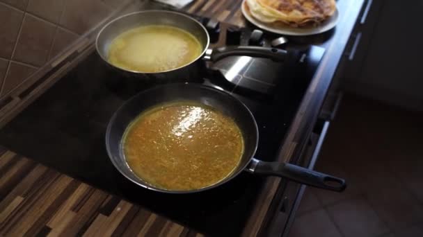 Sweet Sauce Butter Orange Zest Caramel Simmers Frying Pans High — Vídeo de Stock