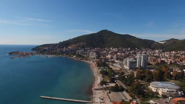 Nowa Część Budvy Nowoczesnymi Wysokimi Hotelami Nad Zatoką Czarnogóra Wysokiej — Wideo stockowe