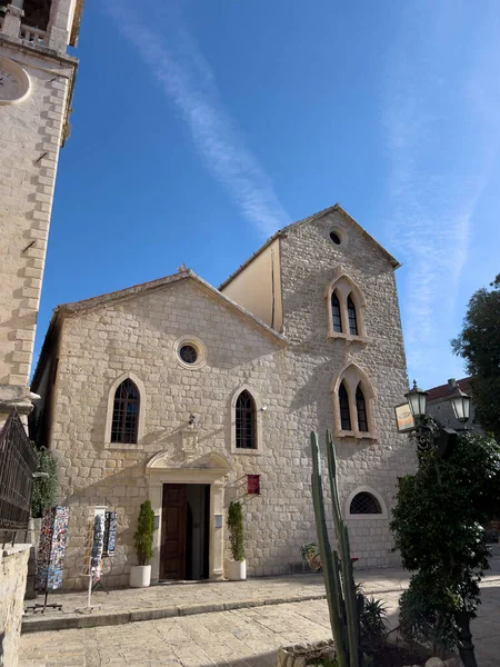 洗礼者ヨハネ聖ヨハネ教会の古代の石造りの大聖堂 モンテネグロのブドヴァ 高品質の写真 — ストック写真