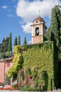 Villa Cordevgo yakınlarındaki St. Martin kilisesinde. Cavaion Veronese, İtalya. Yüksek kalite fotoğraf
