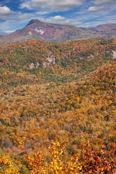 Осенний Пейзаж Над Голубым Хребтом Западной Части Северной Каролины — стоковое фото