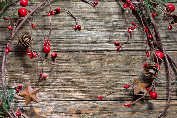 Winogronowe Tradycyjne Dekoracje Świąteczne Stylu Wiejskim Drewnianym Tle Bez Tekstu — Zdjęcie stockowe