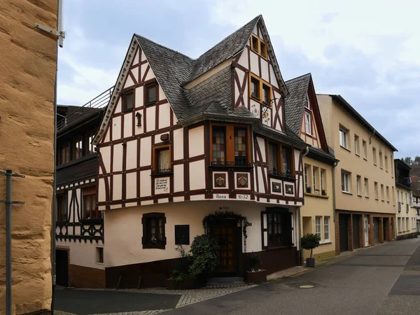德国科切姆镇典型的半木制建筑可追溯到1632年 — 图库照片