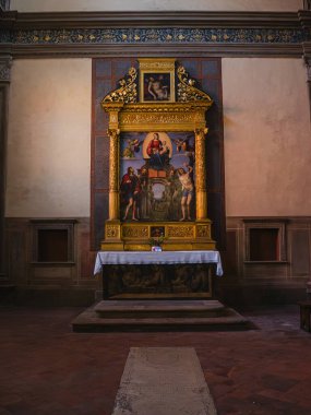 BOLOGNA, ITALY - 21 Haziran 2023: Bologna 'daki San Martino Maggiore Kilisesi' nde Francesco Francia 'nın Meryem Ana, Çocuk ve Azizlerinin Tablosu