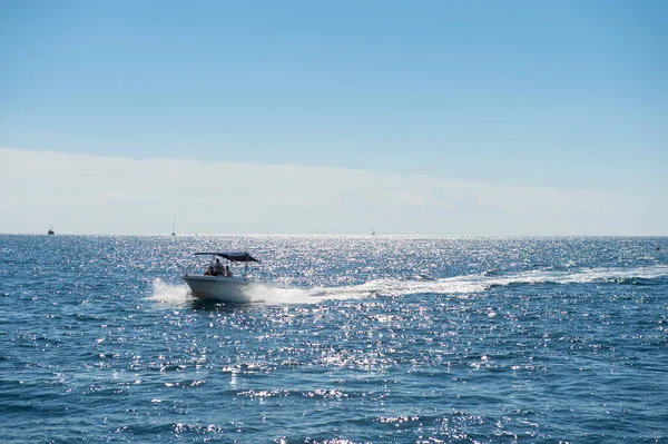 Kroatië Istrisch Schiereiland Uitzicht Adriatische Zee Met Een Speedboot Een — Stockfoto