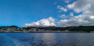 Faial Adası, Azores 'deki Horta şehri.