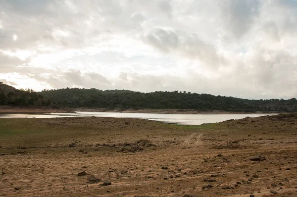 Dammbett Tejo Fluss Portugal Ohne Wasser Ist Möglich Dorthin Gehen lizenzfreie Stockbilder