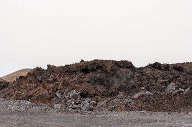 La Palma adasındaki Cumbre Vieja volkanından katılaşmış volkanik lav akıntısı