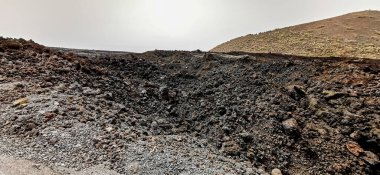 La Palma adasındaki Cumbre Vieja volkanından katılaşmış volkanik lav akıntısı
