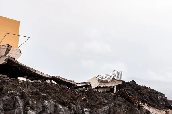 Edificio Destruido Por Flujo Lava Volcánica Del Volcán Cumbre Vieja — Foto de Stock
