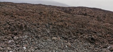 La Palma adasındaki Cumbre Vieja volkanından katılaşmış volkanik lav akıntısı
