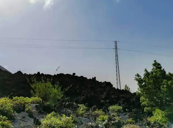 La Palma adasındaki Cumbre Vieja volkanından katılaşmış volkanik lav akıntısı