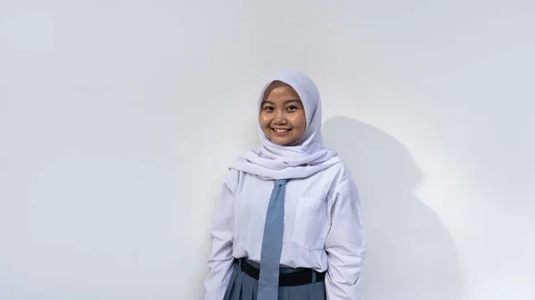 Estudantes Ensino Médio Sexo Feminino Indonésio Uniformes Cinza Branco Laços — Fotografia de Stock