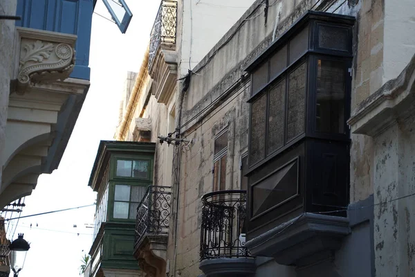 Geschilderde Boog Ramen Malta Rabat Middeleeuwse Dorp Gebouw Straat — Stockfoto