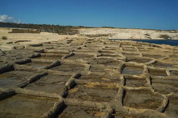 Άγιος Πέτρος Πισίνες Μάλτα Ροκ Σχηματισμός Τρύπα Βράχους Θέα — Φωτογραφία Αρχείου