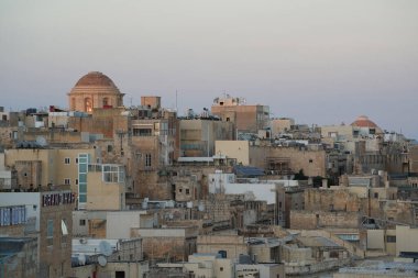 Malta 3 şehir gün batımında La Valletta 'dan manzara