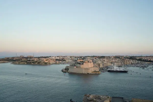 Malta Steden Uitzicht Vanaf Valletta Bij Zonsondergang Panorama Landschap — Stockfoto