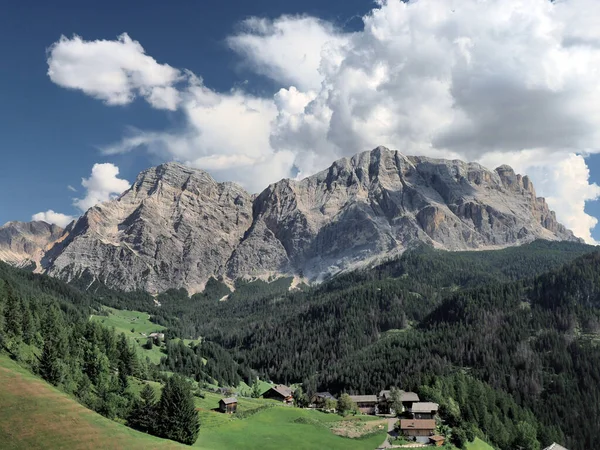 Dolomiti Montagne Badia Vista Valle Panorama Paesaggio — Foto Stock