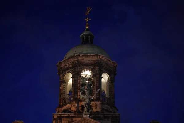 Das Rathaus Von Amsterdam Bei Nacht — Stockfoto