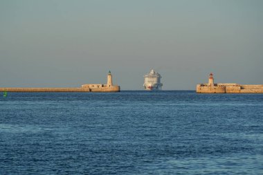 Malta 3 şehir gün batımında La Valletta 'dan manzara
