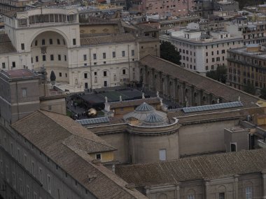 Aziz Peter Bazilika Roma manzarası çatıdan