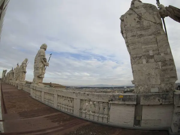 Aziz Peter Bazilika Roma Manzarası Heykelin Çatı Detaylarından — Stok fotoğraf