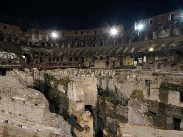 Kolosseum Rom Innenansicht Bei Nacht Schwarzen Himmel — Stockfoto
