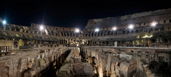 Colosseum Rom Interiör Syn Natten Svart Himmel — Stockfoto