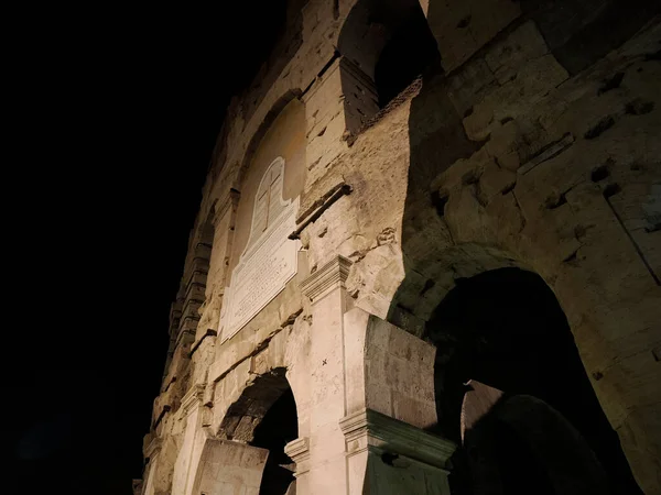Koloseum Řím Vnitřní Pohled Noci Černé Obloze — Stock fotografie