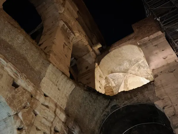 Coliseo Roma Vista Interior Por Noche Cielo Negro — Foto de Stock