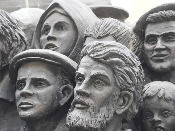 Ρωμη Ιταλια Νοεμβριου 2022 Μνημείο Προς Τιμήν Των Μεταναστών Από — Φωτογραφία Αρχείου