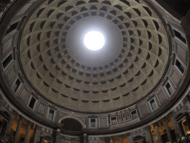 Roma'da Pantheon içinde görünüm, İtalya