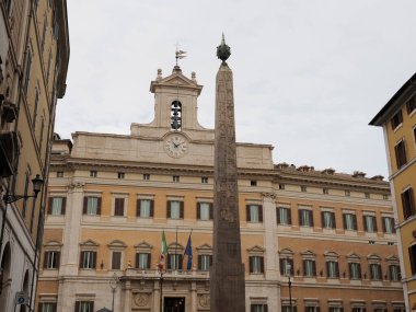 Palazzo montecitorio, Roma ve İtalyan milletvekilleri odası koltuk Saray gibi