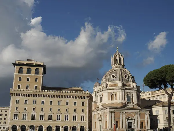 Fori Imperiali Rom Gebäude Auf Dem Gehweg Ansicht Imperialen Foren — Stockfoto