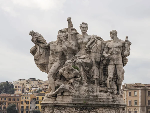 Estátua Ponte Sant Angelo Durante Dia Ensolarado Roma Itália — Fotografia de Stock