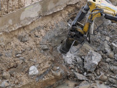 Chamartin İstasyonu Madrid 'deki büyük bir inşaat alanının manzarası.