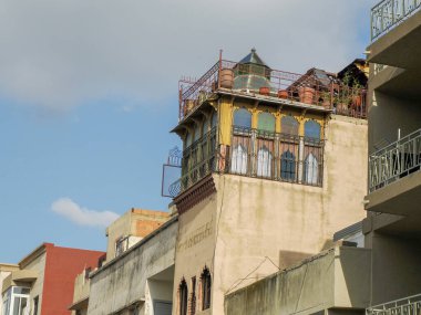 Meknes 'in panoramik görüntüsü, 11. yüzyılda Almoravidler tarafından askeri yerleşim olarak kurulan bir şehir.,