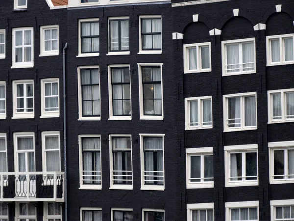 Amsterdam Casas Antigas Vista Dos Canais Pôr Sol — Fotografia de Stock