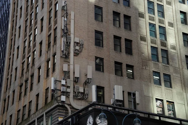 New York Şehrindeki Iletişim Anteni Manhattan Gökdelenleri Güneşli Bir Günde — Stok fotoğraf